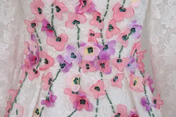 HVVLF 2018 Oficialų Garsenybių Suknelės-line ilgomis Rankovėmis Nėrinių Puošnios Gėlės Trumpas Priekiniai Ilgai Atgal Garsaus Raudonojo Kilimo Sukneles