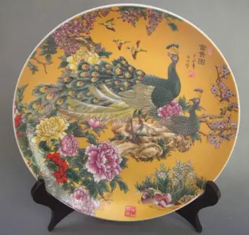 Išskirtinį Kinijos antikvariniai Famille Rose Porceliano Plokštės, Dažytos su povas ir gėlės Qianlong ženklas
