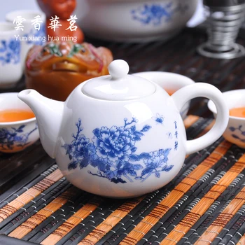 Mėlynos ir baltos spalvos porceliano porceliano rinkinys Kung Fu arbatos rinkinys keramikos arbatinukas arbatos dėklas medienos nustatyti arbatos lentelę