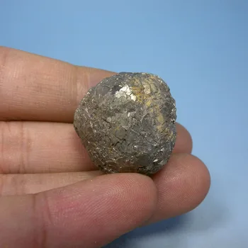 Natūralus mineralinis pyrite krištolo rutulį grubus mokslo mineralinių egzempliorių mokymo egzempliorių Kistler kolekcija