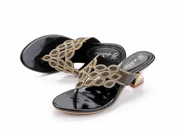 Didelis dydis 34-44 Naujas mados vasaros kalnų krištolas sandalai moteriška kristalų šlepetės šlepetės šlepetės moterims batų šalis, vestuvių bateliai atsitiktinis