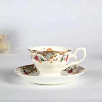 Europos keraminių gėlių puodelis su Lėkšte aukštos kokybės kaulų kinija tumblerful Britų tiktų raudona taurės reklamos atostogų dovanos draugui