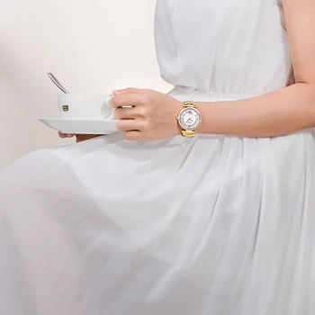 2017 Naujas Laikas-ribotas Viršų Mados Plono Aukso Moteriški Laikrodžiai Plieno Watchband Saphire Vandeniui Kvarco Moterų Laikrodis Žiūrėti