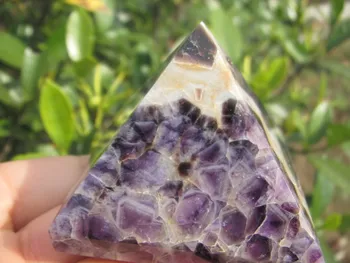 Natūralus kvarco kristalas gijimą. svajinga violetinė crystal piramidės 5585
